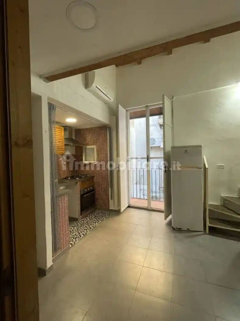 Trilocale buono stato, su più livelli, Centro Storico, Catania - foto 2