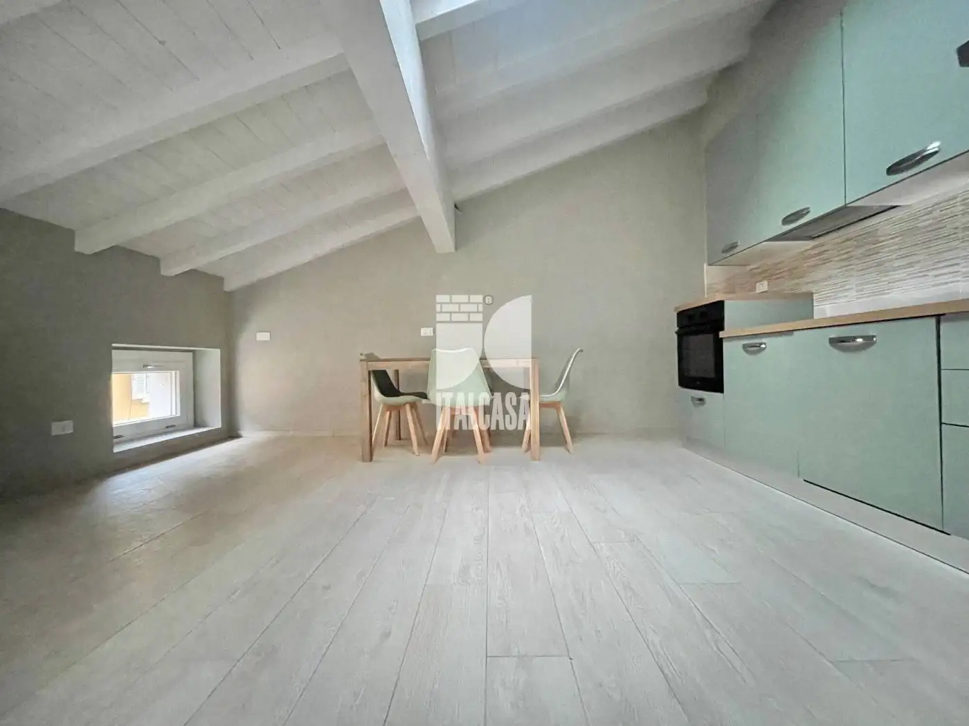 Attico - Mansarda in affitto a Mantova