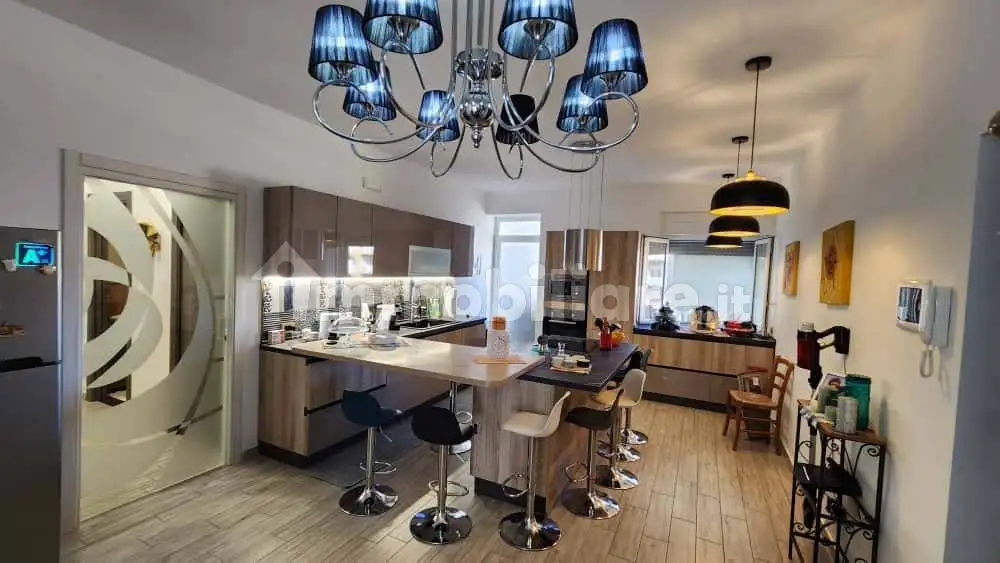 Appartamento in vendita a Palermo