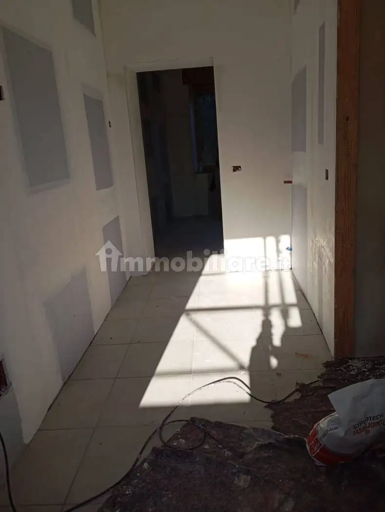 Trilocale via Benedetto Croce, Cerano - foto 4