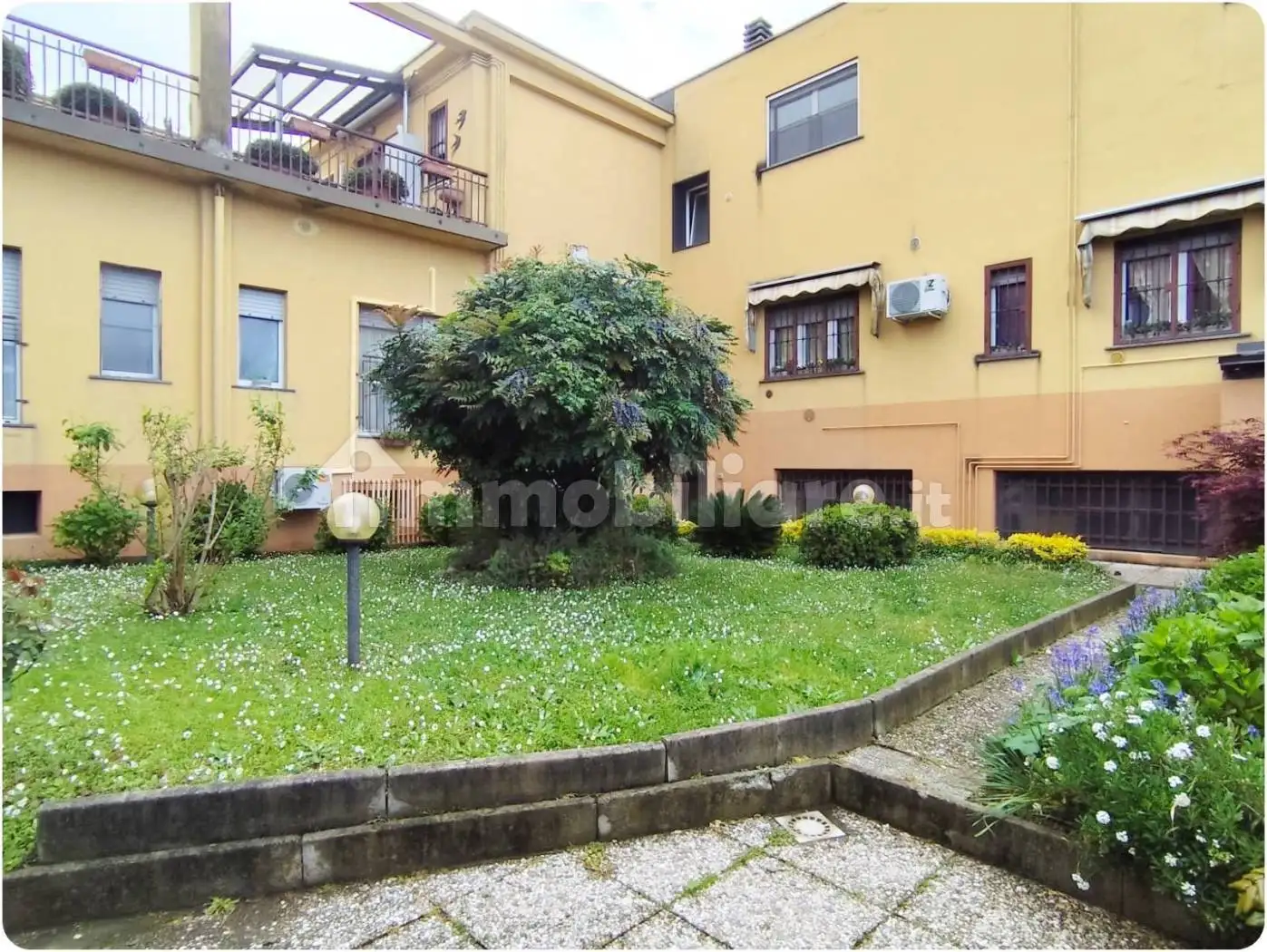 Appartamento in vendita a Baranzate