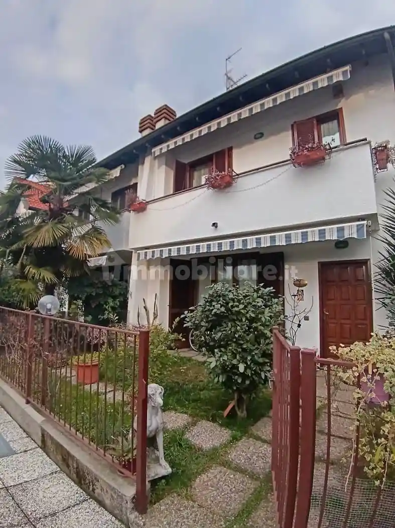 Villa a schiera via Novara 58, Flora, Legnano - foto 2