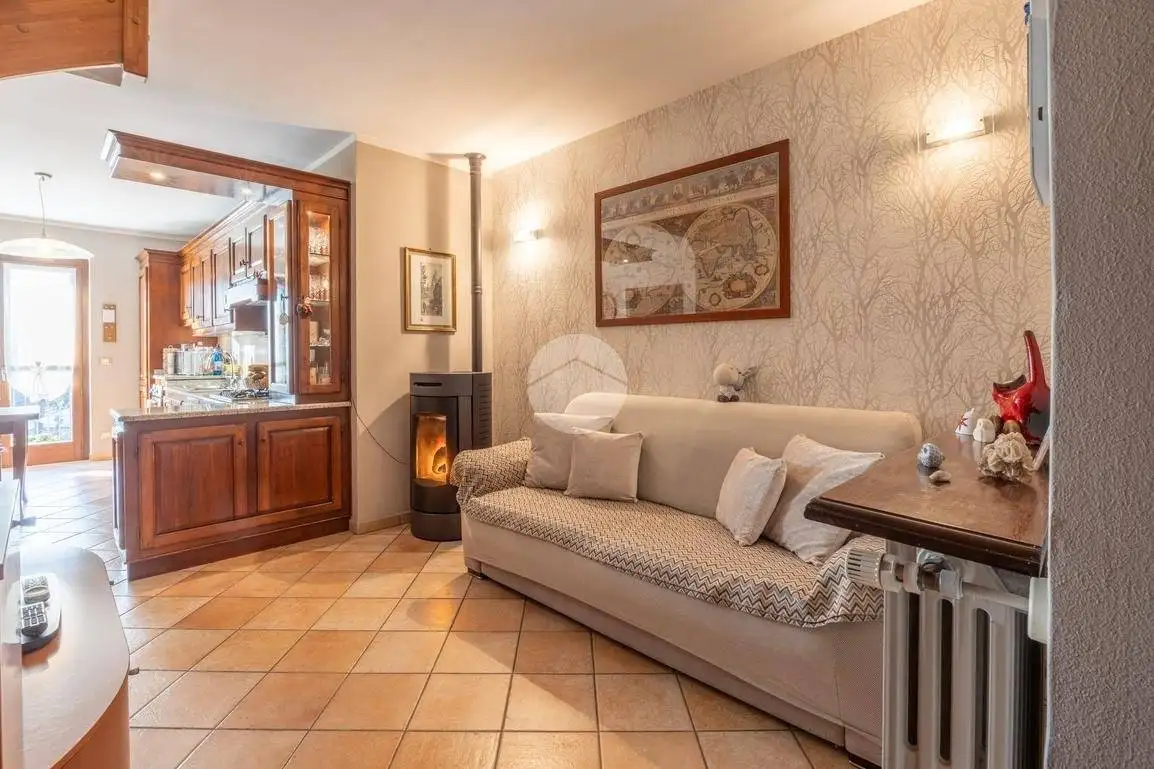 Appartamento Strada San Silvestro 27, Semicentro, Chieri - foto 2