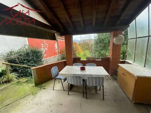 Casa indipendente in vendita a Lucca
