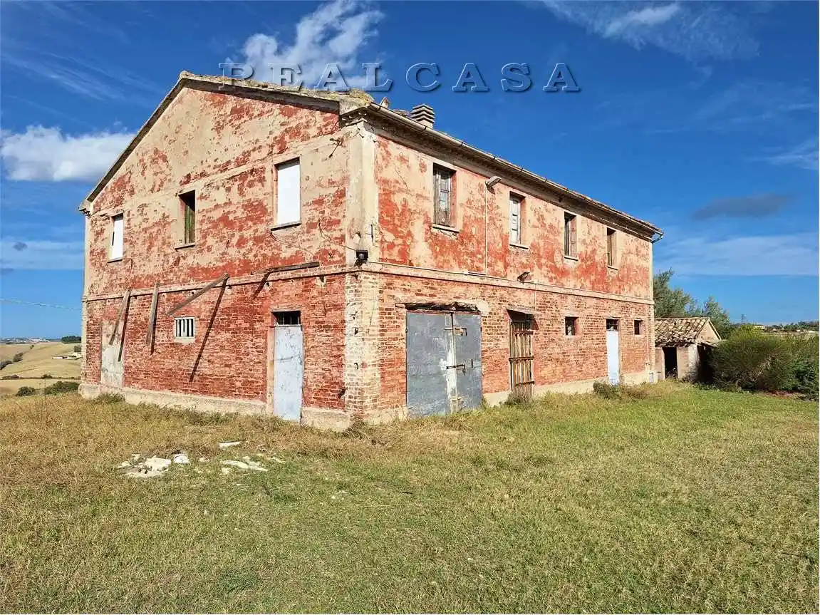 Rustico - Casale in vendita a Polverigi