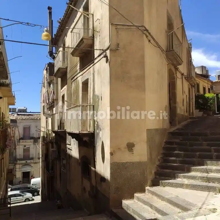 Casa indipendente in vendita a Caltagirone