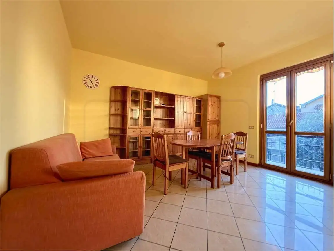 Appartamento in affitto a Caronno Pertusella