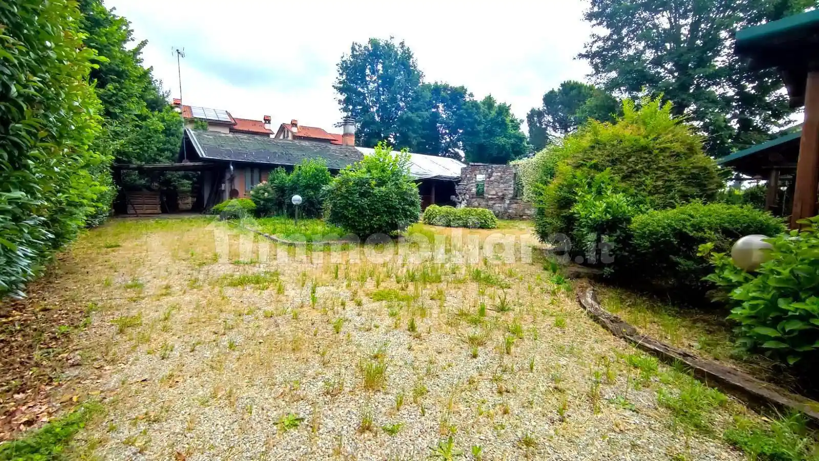 Villa unifamiliare via Giuseppe Parini, Centro, Carugo - foto 3