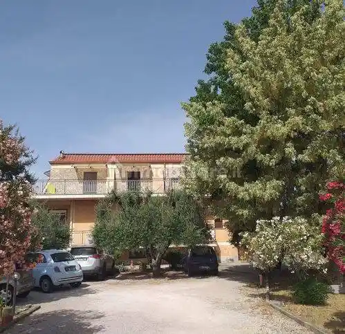 Villa in vendita a Cisterna di Latina