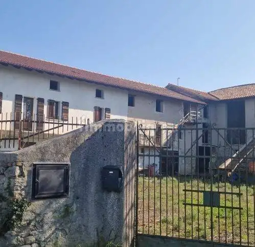 Rustico - Casale in vendita a Moimacco