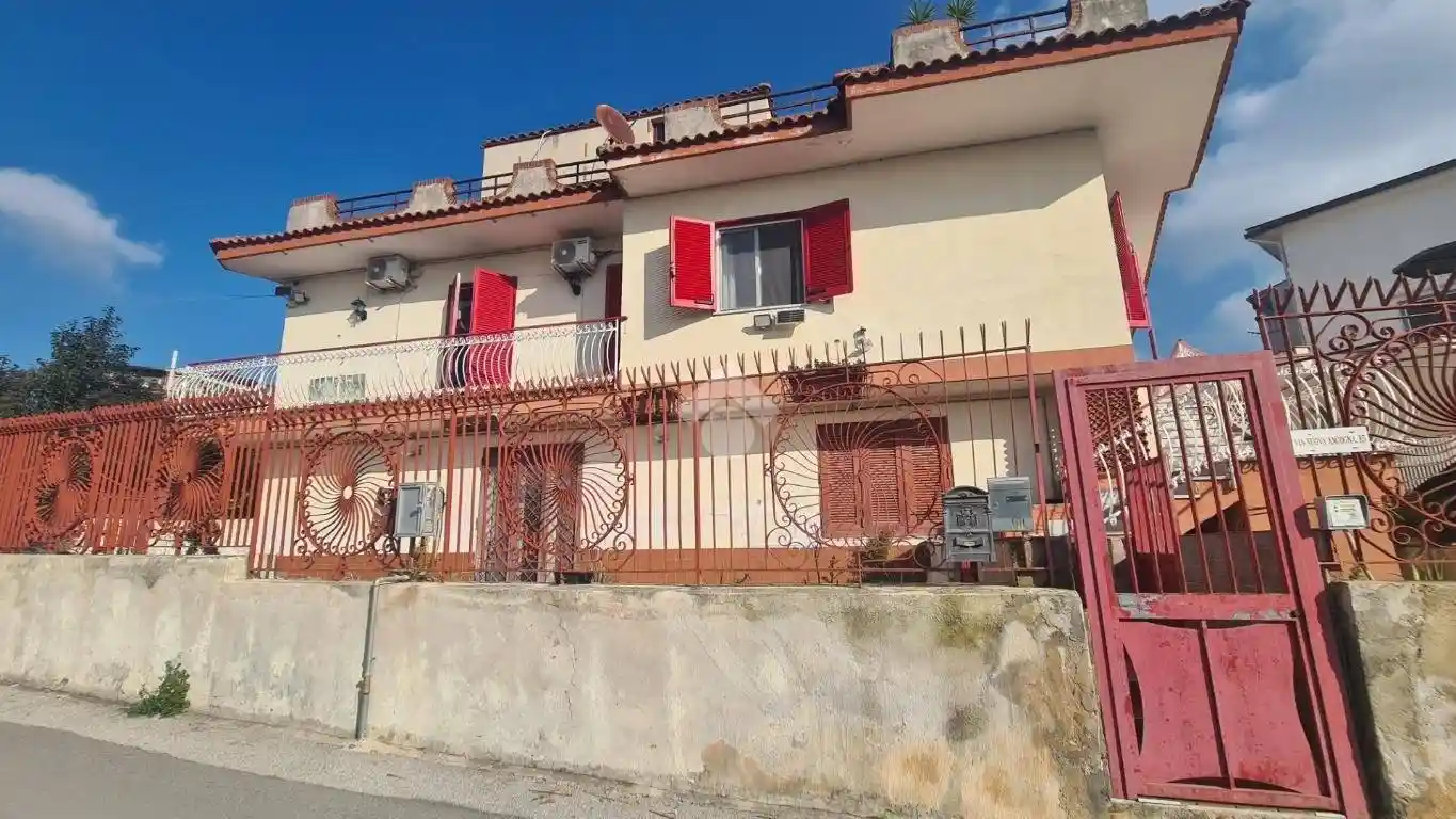 Trilocale via nuova angogna 85, Pianura, Napoli - foto 3