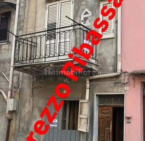 Palazzo - Edificio in vendita a Palma di Montechiaro