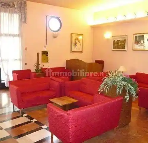 Palazzo - Edificio in Vendita - foto 2