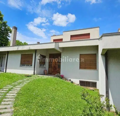 Villa in vendita a Maserada sul Piave