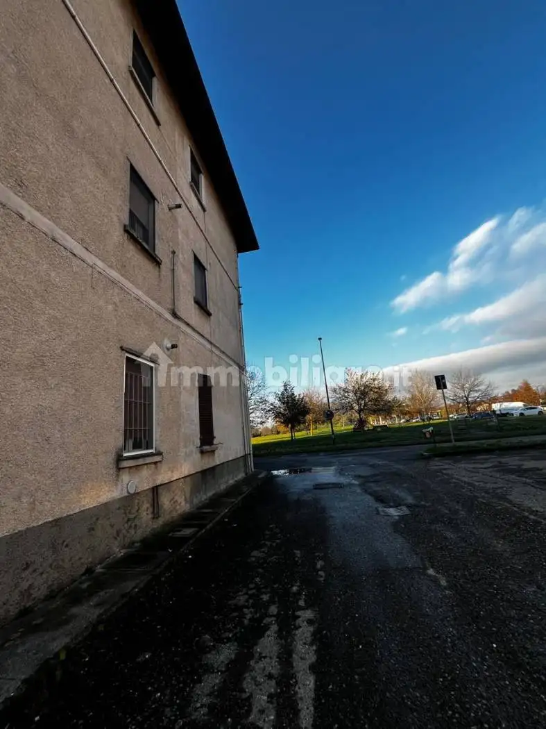 Bilocale buono stato, piano terra, Bellusco - foto 2