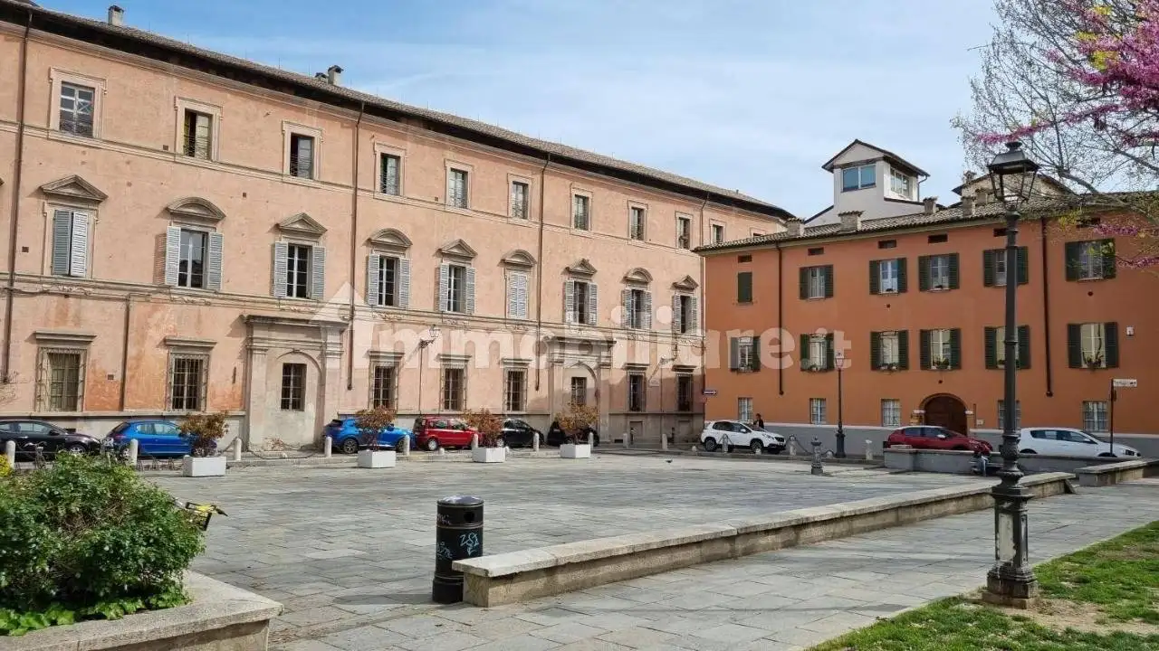 Appartamento in vendita a Parma