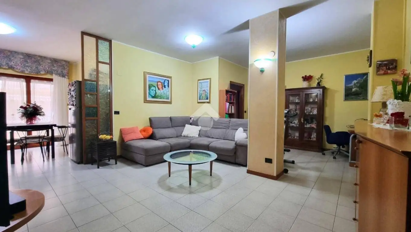 Appartamento in vendita a Castorano