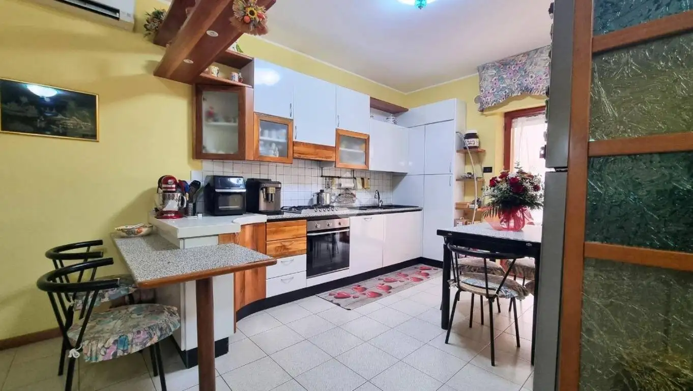 Bilocale via del Sole 50, Centro, Castorano - foto 5