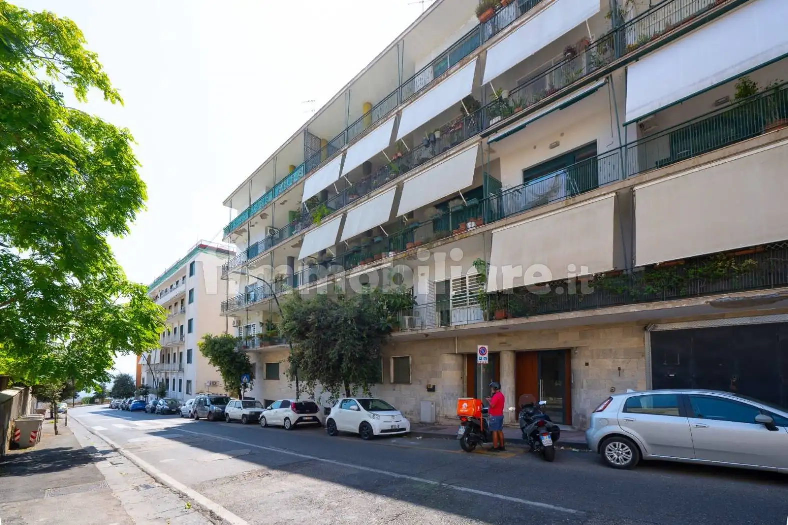 Appartamento in vendita a Napoli