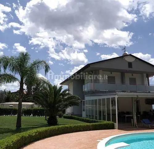 Villa in vendita a Campagna