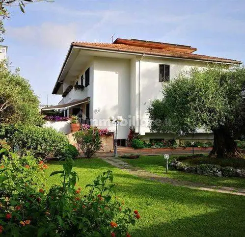 Villa in vendita a Salerno