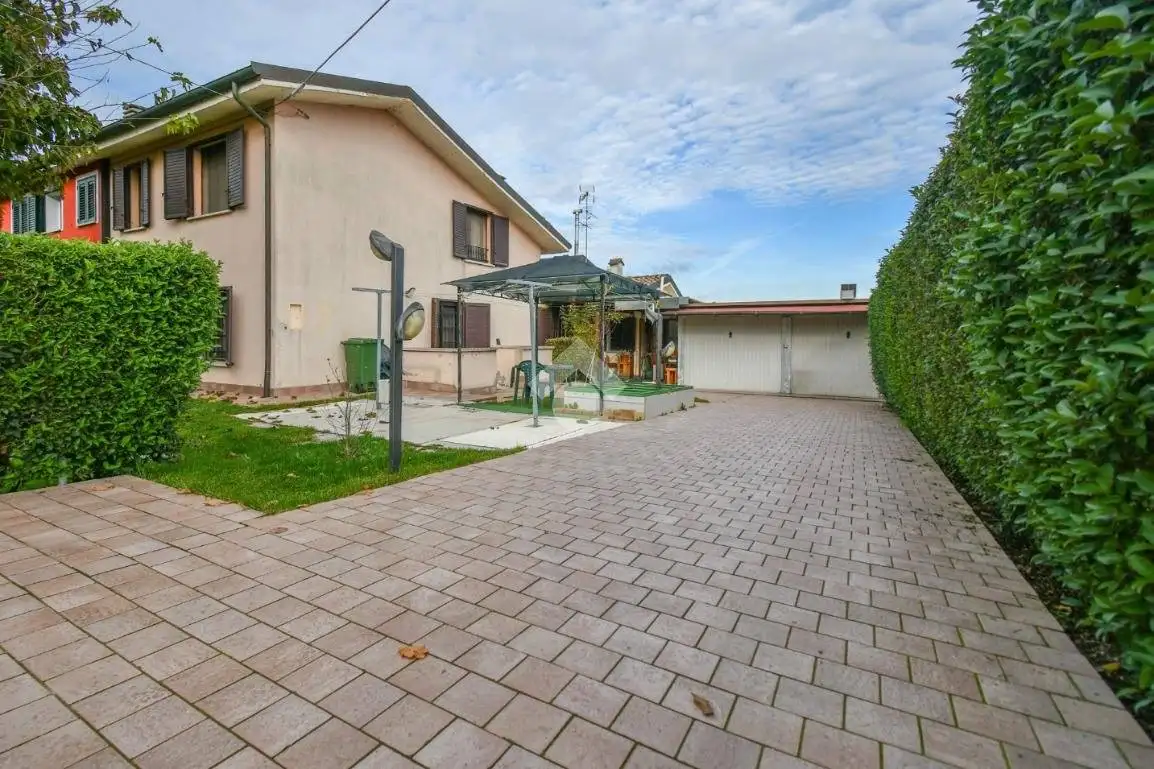 Casa indipendente in vendita a Poggio Renatico