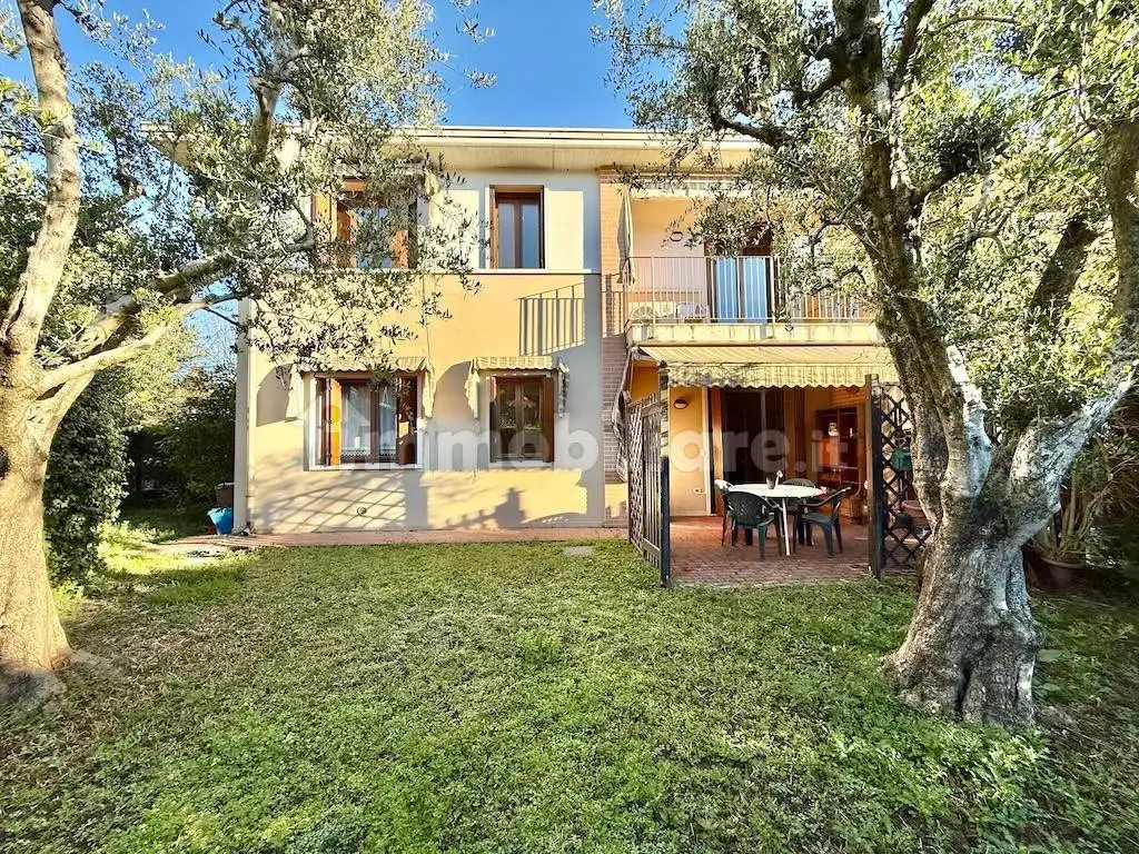 Villetta a schiera in vendita a Ponti sul Mincio