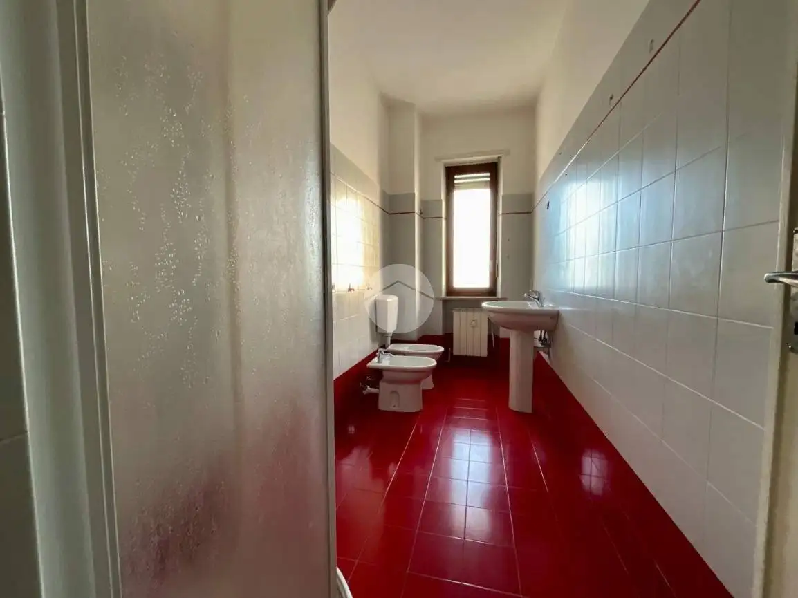 Trilocale via Vallino 3, Centro, Leinì - foto 5