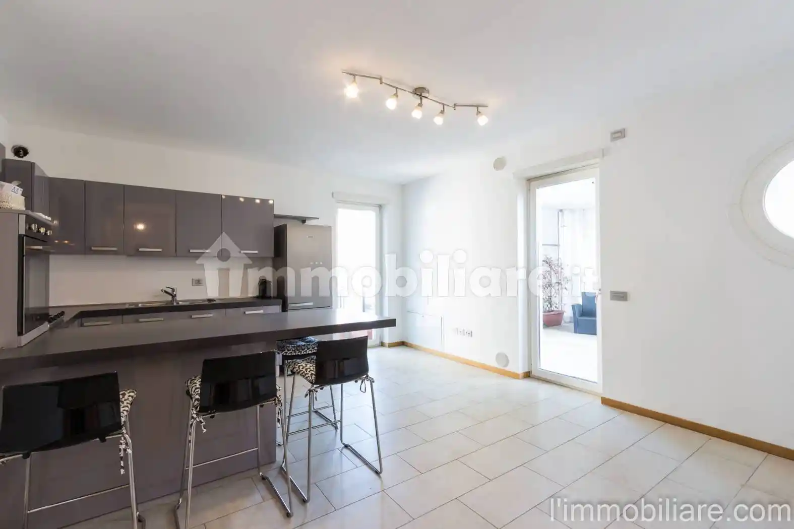 Trilocale via Saval 3, Ponte Crencano, Verona - foto 2