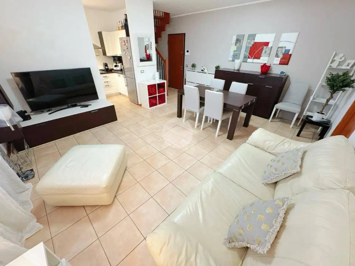 Quadrilocale via C. San Balzari 2, Colorno - foto 2