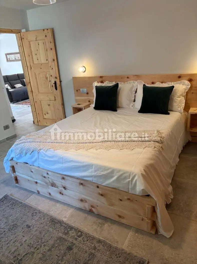 Trilocale frazione Fenils 75, Cesana Torinese - foto 5