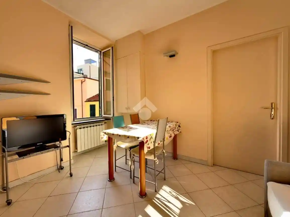 Bilocale via Giuseppe Garibaldi 68, Passeggiata Cadorna, Porto, Alassio - foto 2