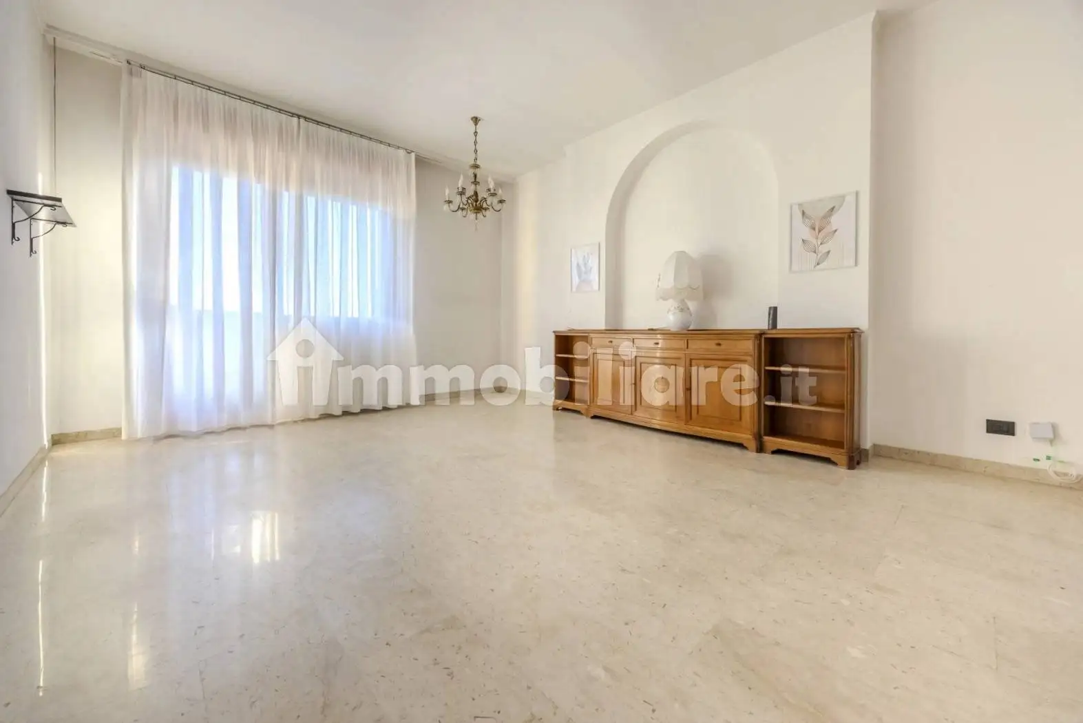 Trilocale via Monte Rosa, 2, Centro, Arese - foto 3