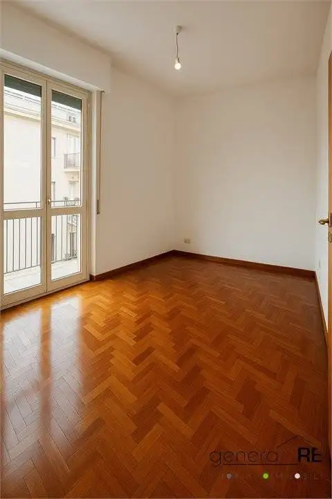 Quadrilocale quinto piano, Piazza Salotto - Corso Umberto, Pescara - foto 3