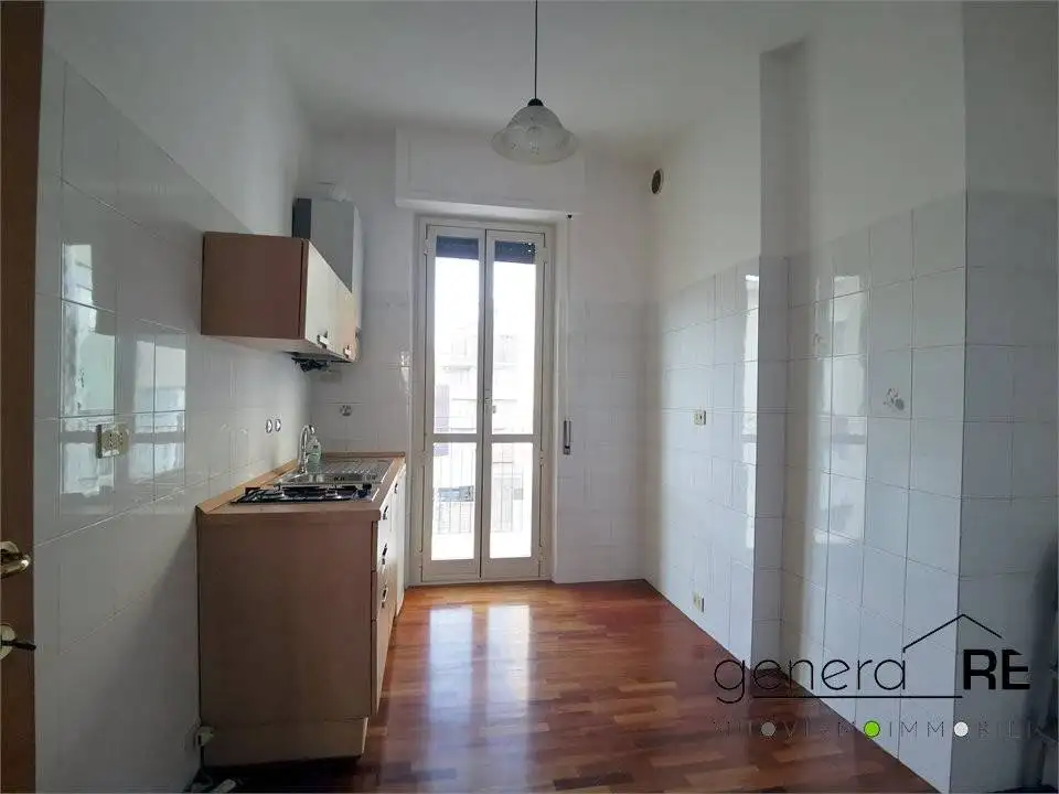 Quadrilocale quinto piano, Piazza Salotto - Corso Umberto, Pescara - foto 5