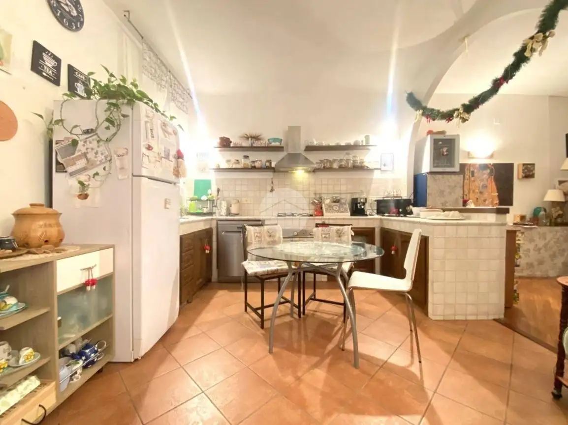 Appartamento in affitto a Napoli