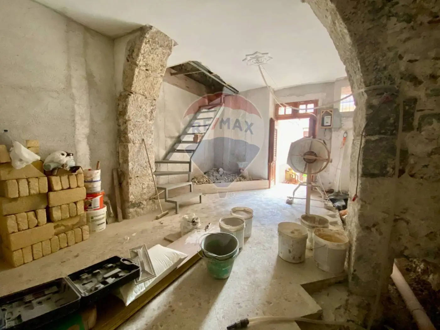 Casa indipendente in vendita a Piana degli Albanesi