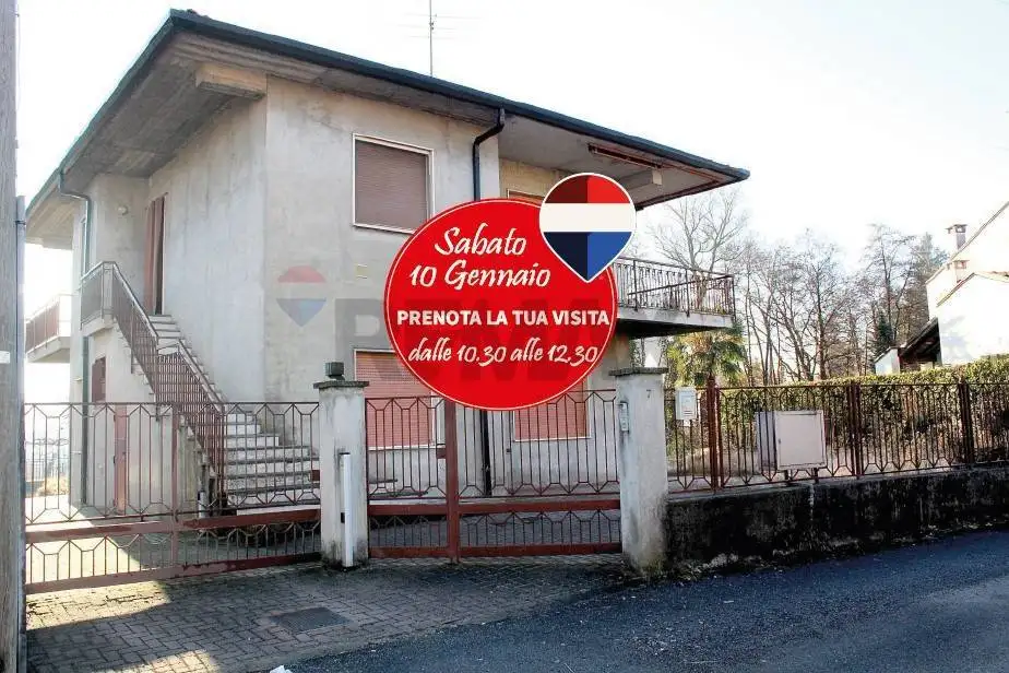 Villa in vendita a Biandronno