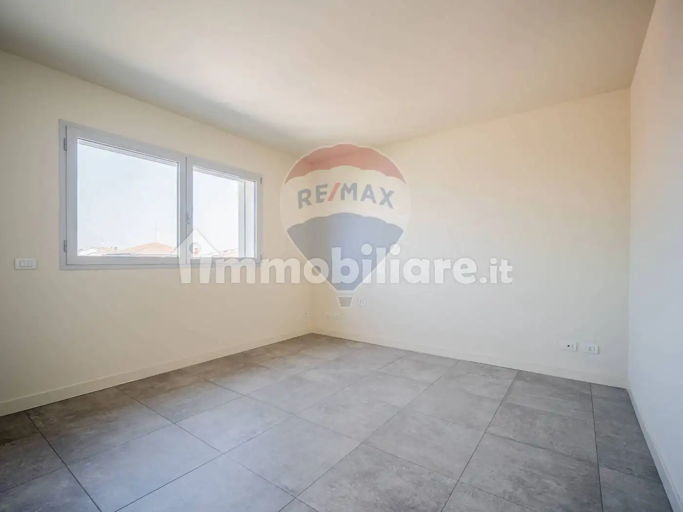 Bilocale via Camillo Cavour 80, Centro, Cavezzo - foto 3