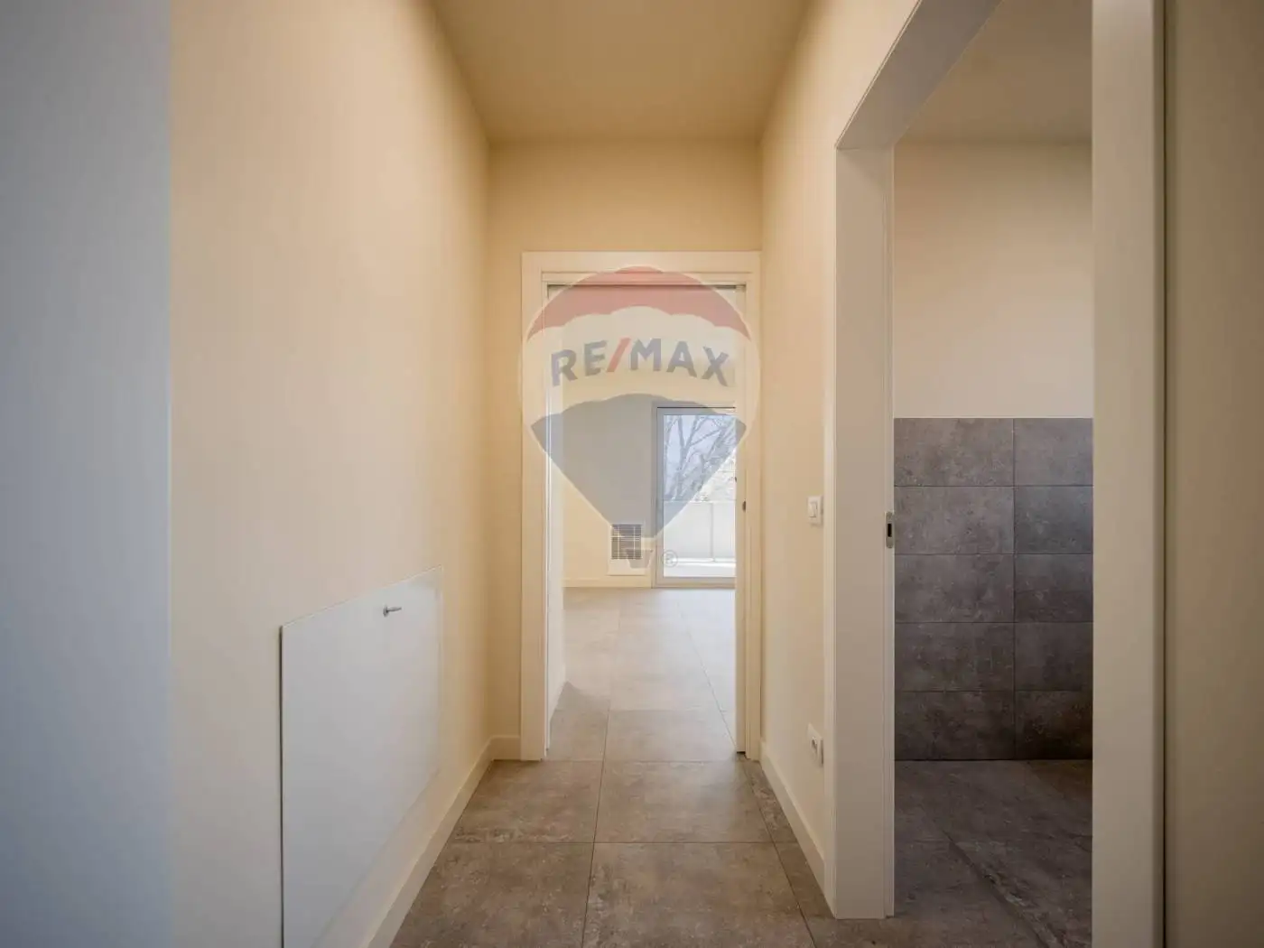 Bilocale via Camillo Cavour 80, Centro, Cavezzo - foto 4