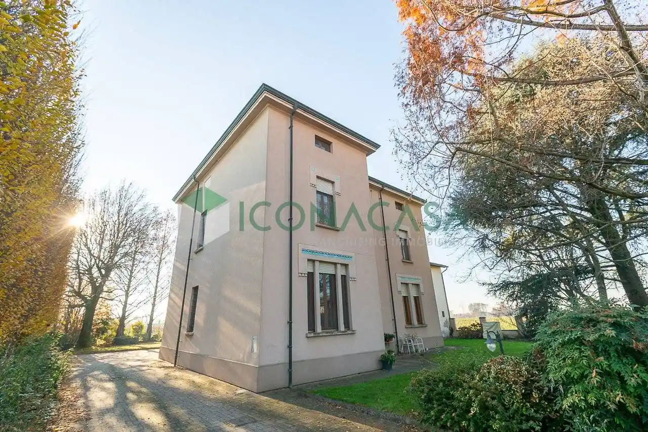 Villa unifamiliare viale Po, Po, Cremona - foto 2