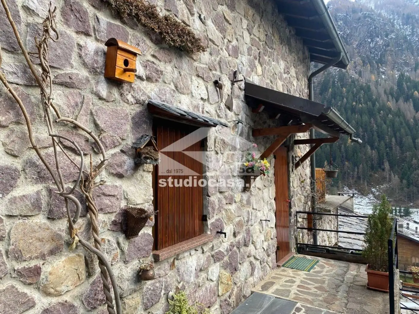 Villa in vendita a Carona