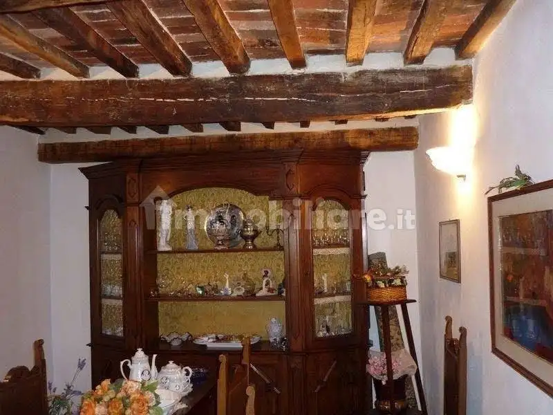 Appartamento in vendita a Scansano