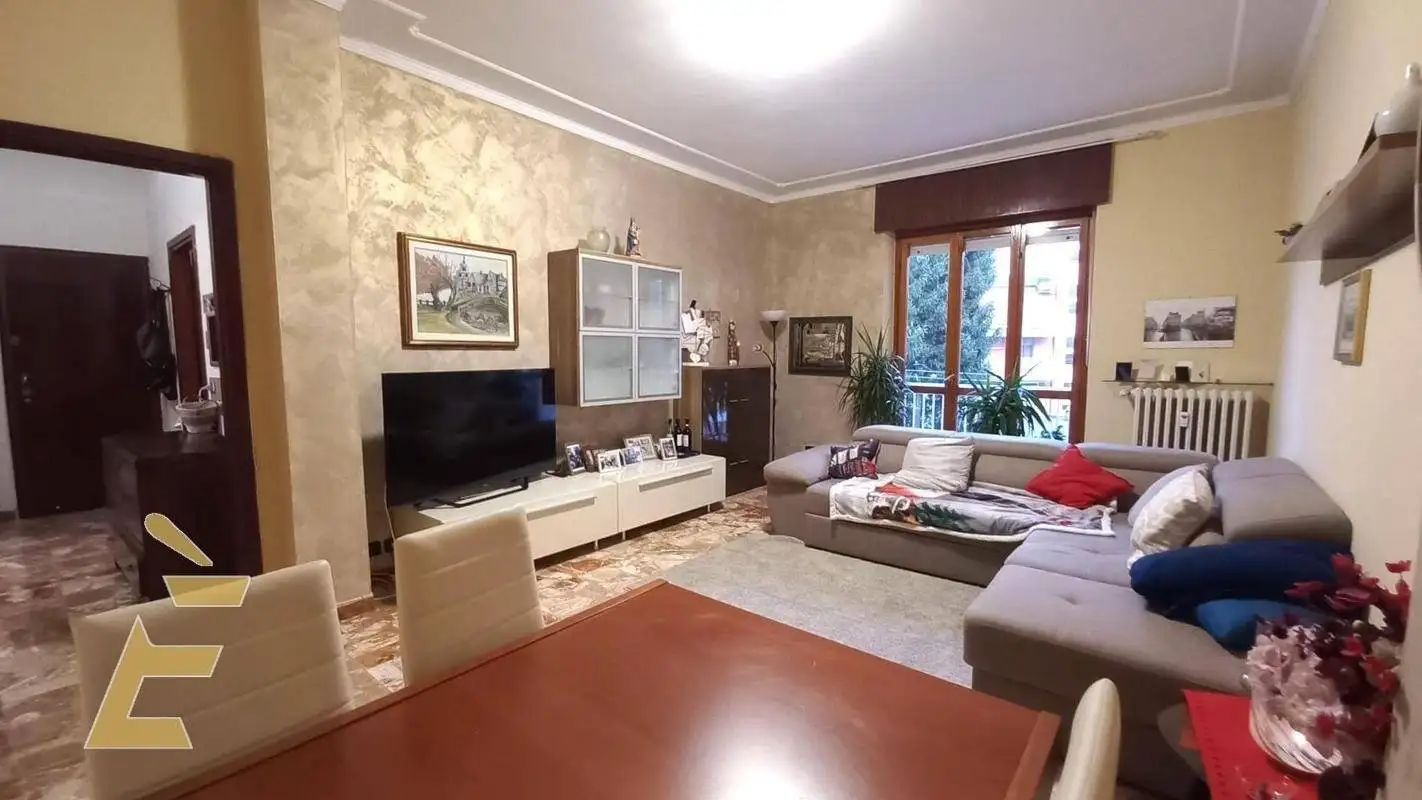 Quadrilocale via Ferrero 24, Borgo Piave, Corso Europa, Zona Ferrero, Alba - foto 3