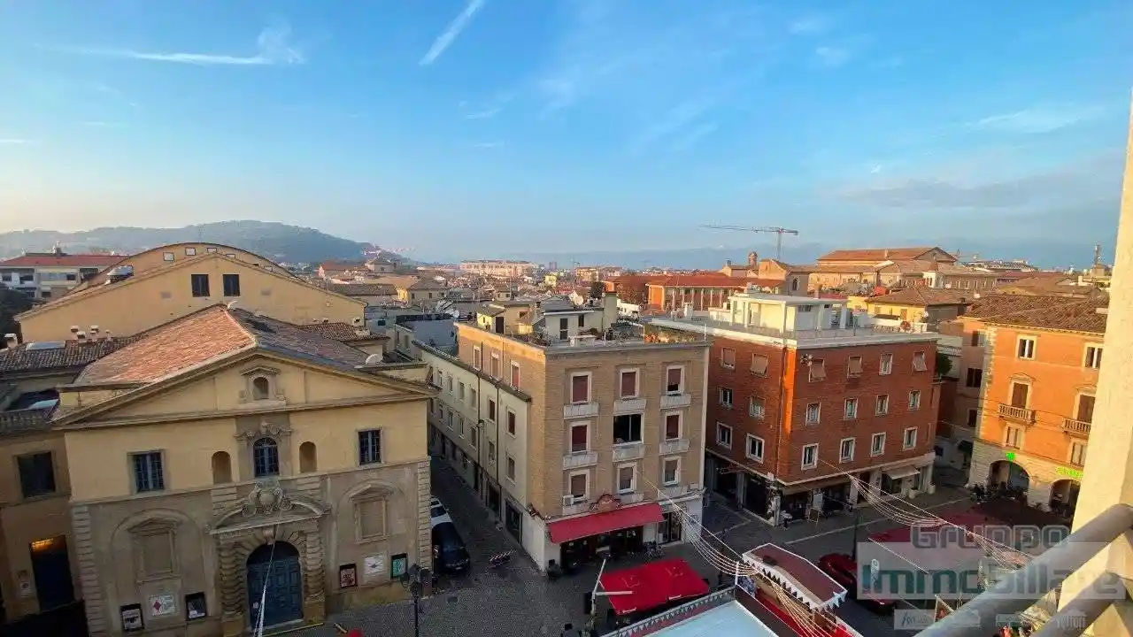 Attico buono stato, 214 m², Centro Storico, Pesaro - foto 3