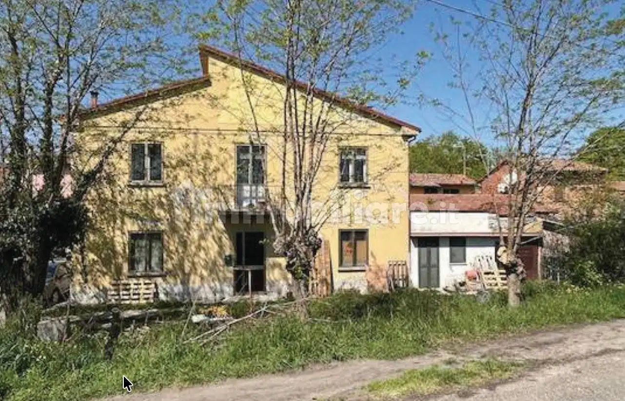 Villa in asta a Imola