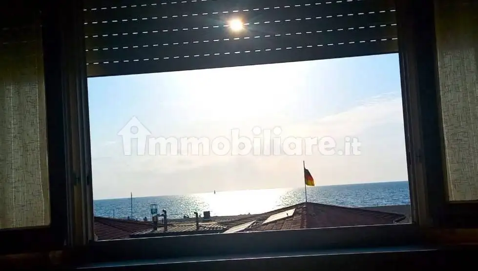 Appartamento in vendita a Viareggio