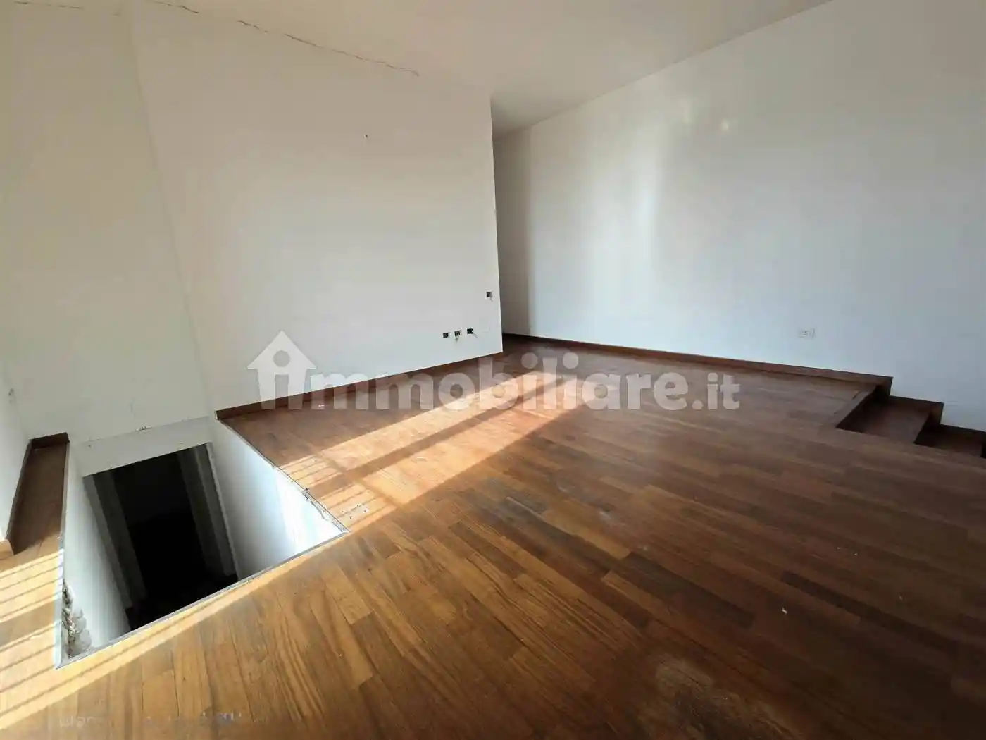 Appartamento via Benedetto Croce  44, Centro Storico - Teatro Verdi, Salerno - foto 4