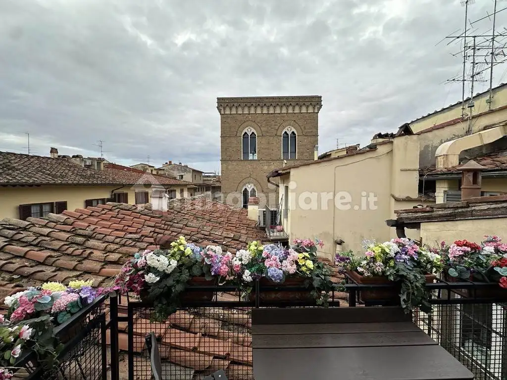 Appartamento in vendita a Firenze