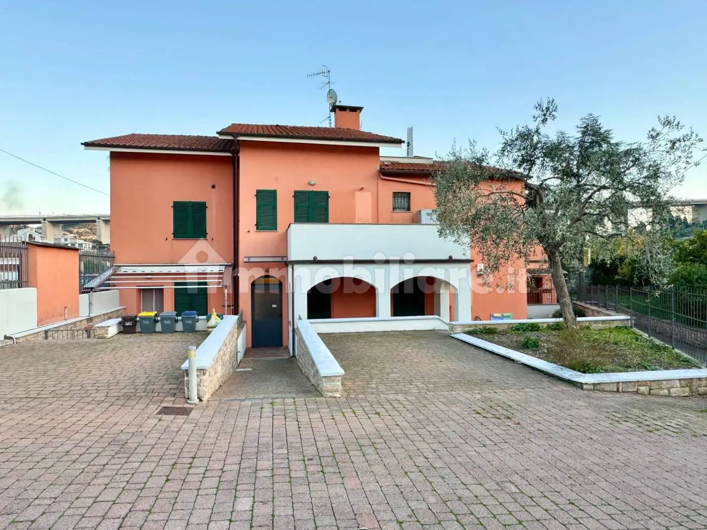 Appartamento in affitto a Imperia